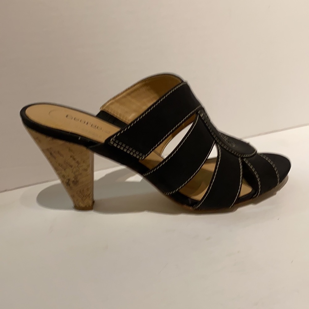 Black Cork Heel Slide Sandals w/ white contrast stitch! Size 8 1/2